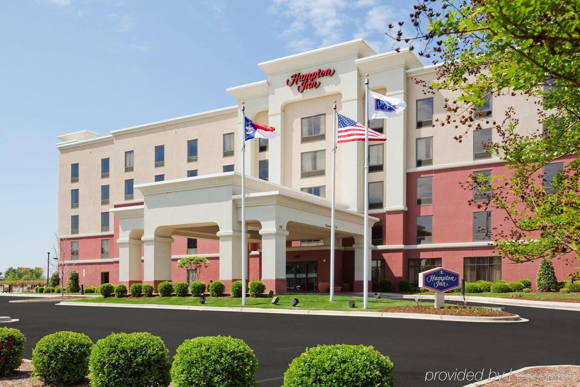 Hampton Inn Dunn Exterior photo